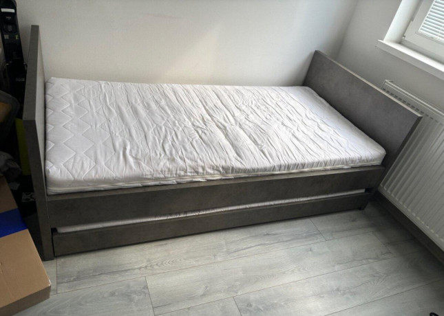 rozkladacia-jednolozkova-postel-s-2-matracmi-300-eur-big-0