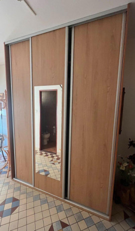 predam-vstavanu-skrinu-big-0