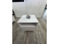 nocny-stolik-biely-lesk-small-1