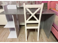 pisaci-stol-small-2