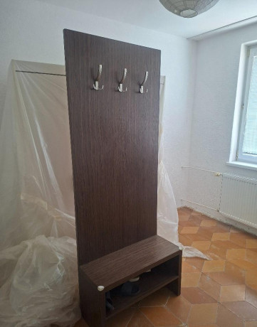 predsienova-skrina-s-vesiakom-big-1