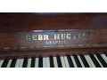 gebr-hug-co-pancierovy-klavir-small-2