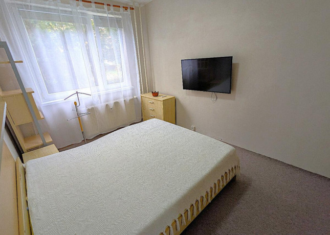 3-izbovy-byt-kvp-klimkovicova-71m2-lo-zariadeny-big-2