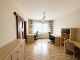 na-predaj-4-izbovy-byt-na-brezovci