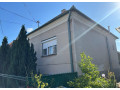 na-predaj-rodinny-dom-v-obci-dvory-nad-zitavou-small-1