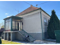 na-predaj-rodinny-dom-v-obci-dvory-nad-zitavou-small-0