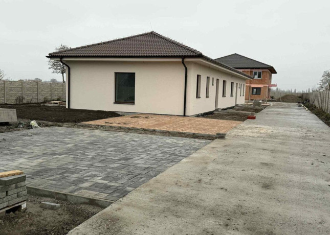 uz-toto-leto-vo-vlastnom-s-tepelnym-cerpadlom-v-cene-big-0
