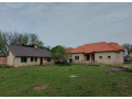 predam-v-sturove-rodinny-dom-s-velkym-pozemkom-small-3