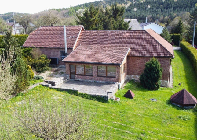 nadstandardny-rodinny-dom-tura-luka-polosamota-big-3