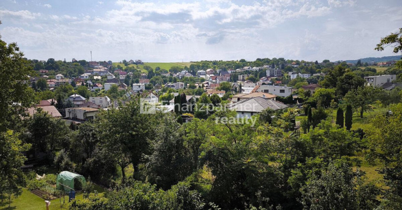 rodinny-dom-humenne-big-0