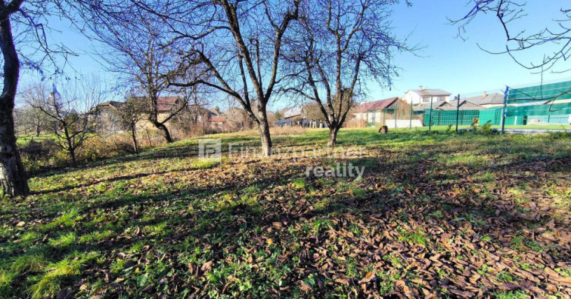 rezervovany-rd-dlhe-nc-centrum-obce-big-2