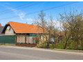 vas-novy-domov-alebo-chalupa-s-priestrannou-zahradou-v-sto-small-0