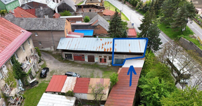 ponukame-na-predaj-garazskladove-priestory-v-meste-kremnica-big-0