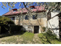 rozsiahla-vinica-s-historickou-chatou-v-slovenskom-krase-small-2