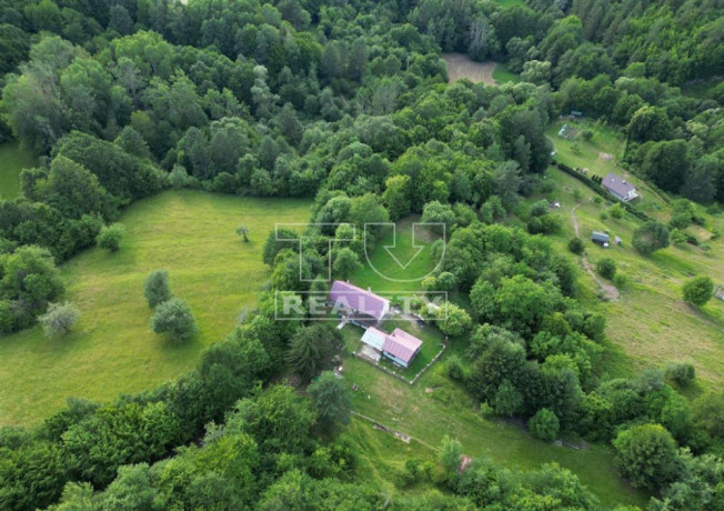 exkluzivne-na-predaj-rekreacna-chata-na-samote-big-0