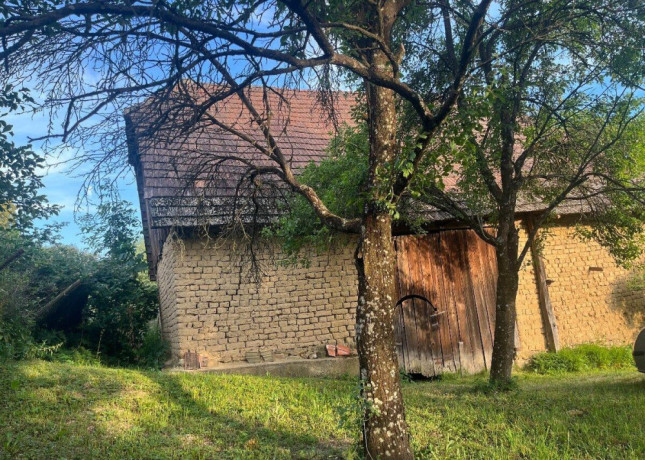 stodola-s-pozemkom-big-1