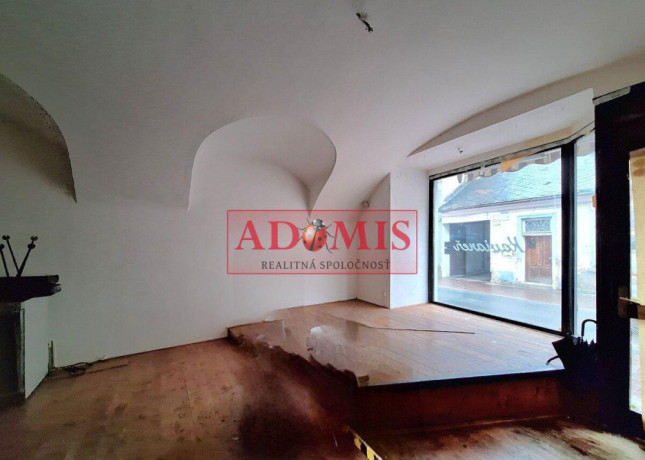 nebytovy-priestor-99m2-v-historickom-centre-kovacska-ulica-big-3