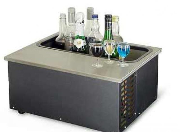 ponorny-chladic-alkoholu-na-10-flias-big-0