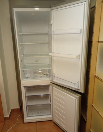 predam-novu-chladnicku-beko-big-0