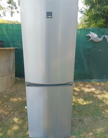 chladnicka-zanussi-s-mraznickou-big-0