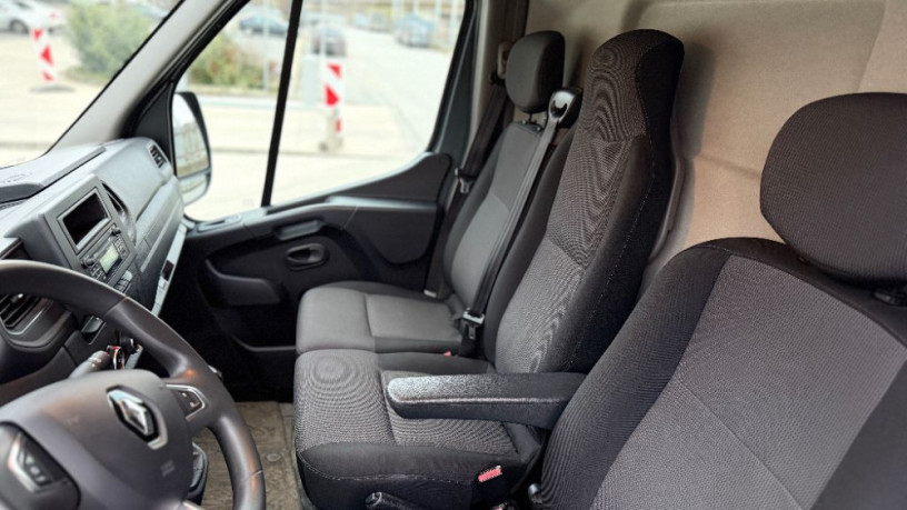 renault-master-l4h3p3-blue-dci-145-big-1