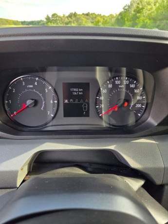 renault-master-20dci-l3h2-96kw-m6-big-3