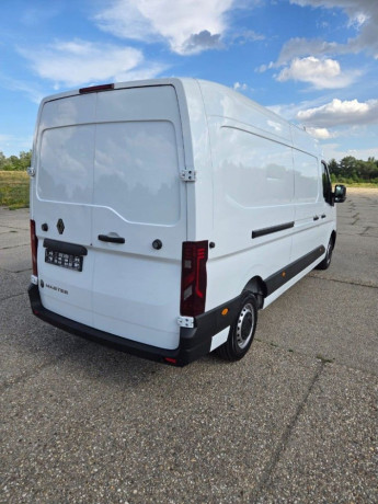 renault-master-20dci-l3h2-96kw-m6-big-1
