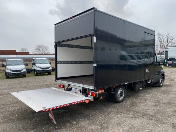 iveco-daily-35s18ha8-mobilna-kancelaria-studio-big-3