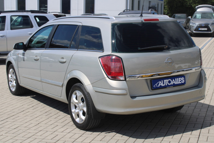 opel-astra-caravan-19cdti-88-kw-big-2