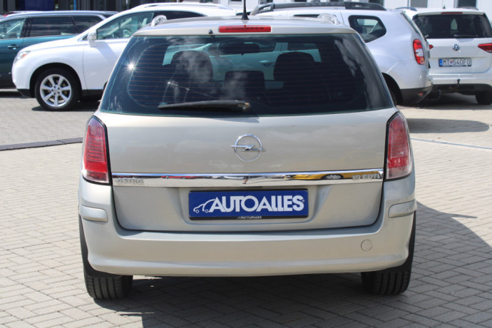 opel-astra-caravan-19cdti-88-kw-big-3