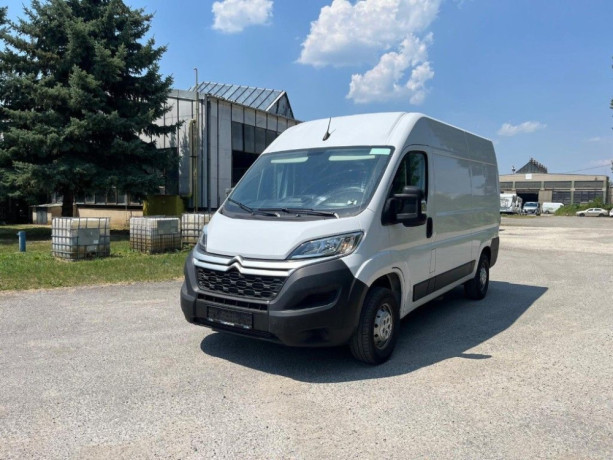 citroen-jumper-furgon-22-bluehdi-140k-35-l2h2-103kw140hp-m6-big-0