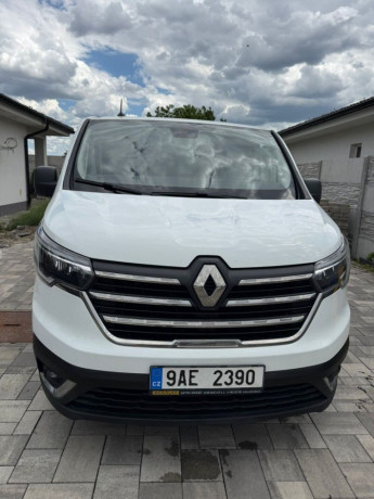 renault-trafic-l2h1-20-dci-150k-2022-big-2