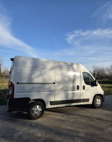 peugeot-boxer-l2h2-165hp-78-000-km-2021-top-stav-big-1