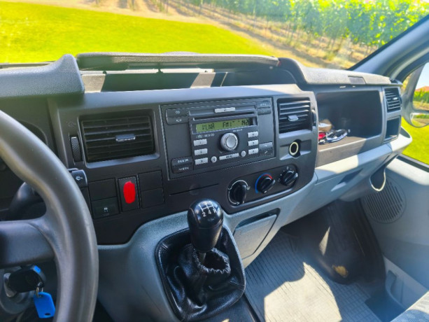 ford-transit-22tdci-big-1