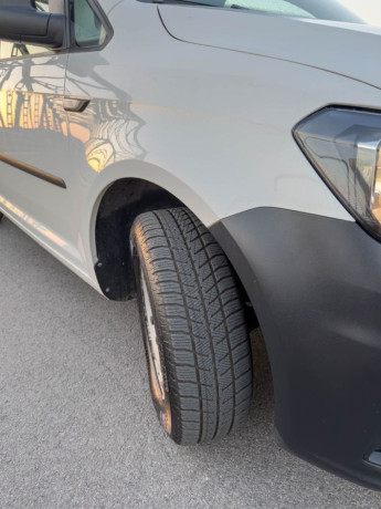 volkswagen-caddy-dodavka-big-2