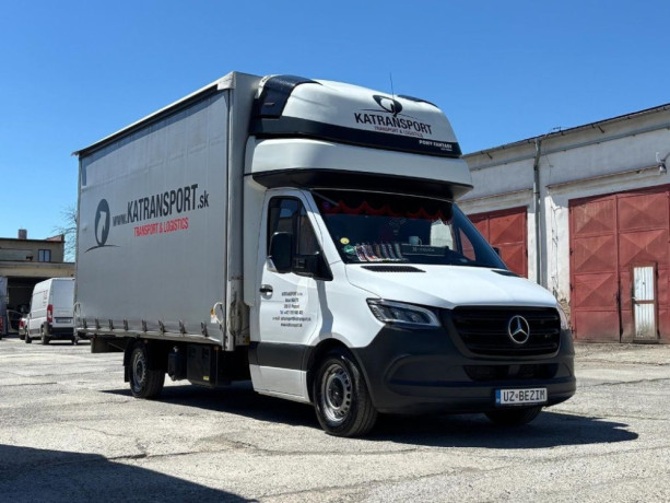 mercedes-benz-sprinter-10pal-140kw-big-2
