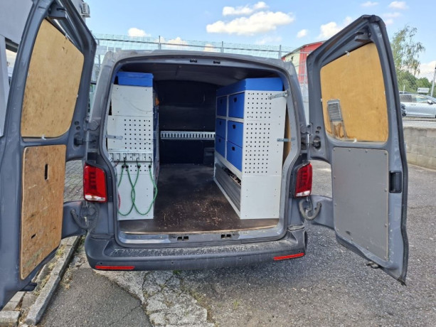 volkswagen-transporter-volkswagen-transporter-big-3