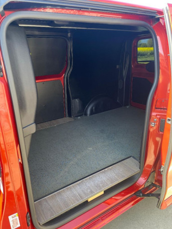 toyota-proace-20-d-4d-180-ss-active-l2-1250-at-130kw177hp-a6-big-3