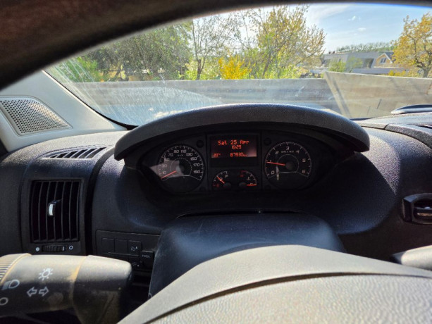citroen-jumper-furgon-20-bluehdi-160-35-l4h2-120kw163hp-m6-big-3