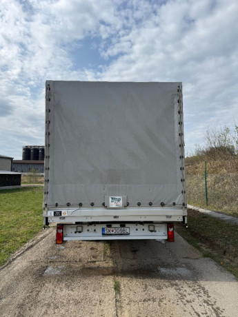 renault-master-10pal-twincab-big-2