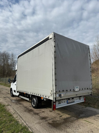 renault-master-10pal-twincab-big-1
