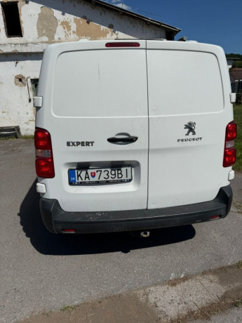 peugeot-expert-traveller-20-d-big-2