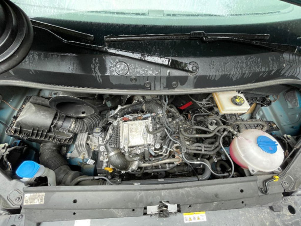 volkswagen-crafter-20-103kw-big-1
