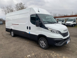 iveco-daily-35s16-16m3-automat-velky-lcd