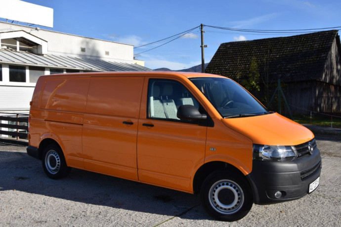 volkswagen-transporter-t5-long-chladiak-big-2