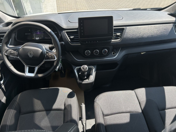 renault-trafic-l2h1p2-dci-150-extra-dvojkabina-big-0