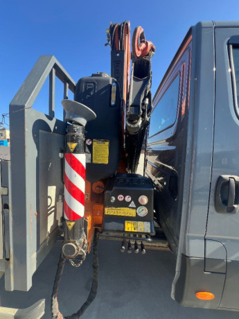 iveco-daily-40-70c17-hydraulicka-ruka-fassi-big-3