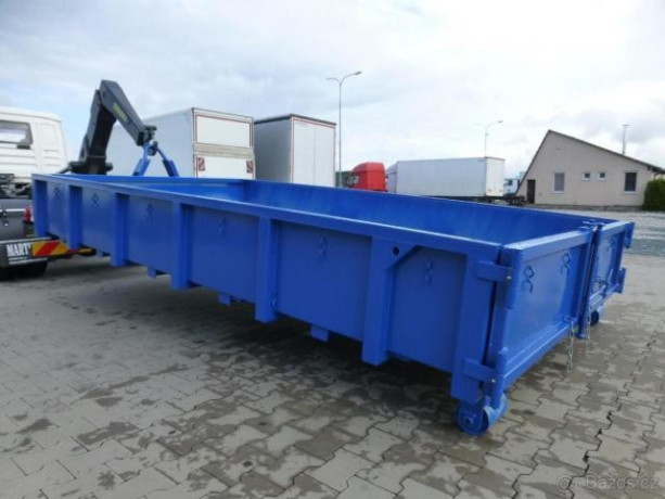 kontejner-oka-v-podlaze-big-1