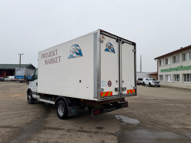 iveco-65-c15-mraziak-17m3-euro-3-manual-vin-9254-254-big-2