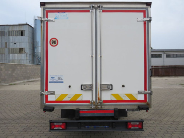 iveco-daily-50c15-e4-8pal-400v-carrier-xarios-500-20c-big-3